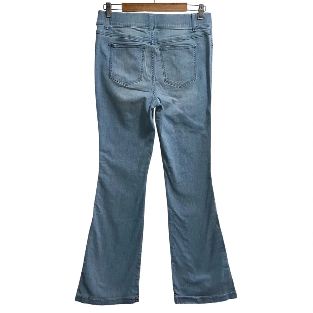 NEW NWT SPANX Flare Jean In Retro Light Wash